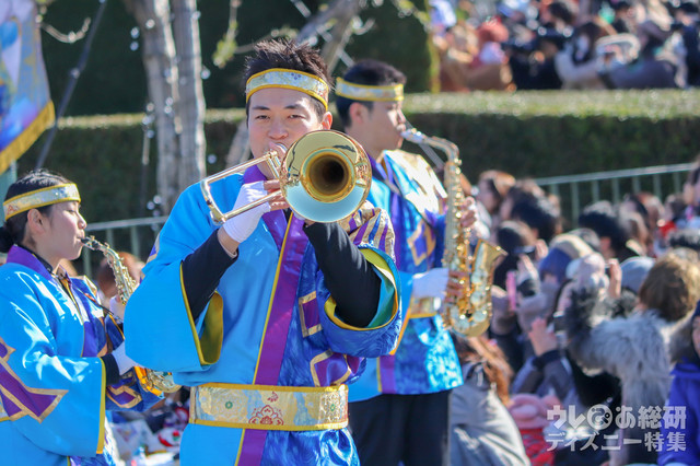 ニューイヤーズ・グリーティング2018