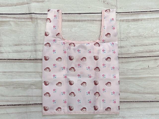 バックももちろん総柄♪