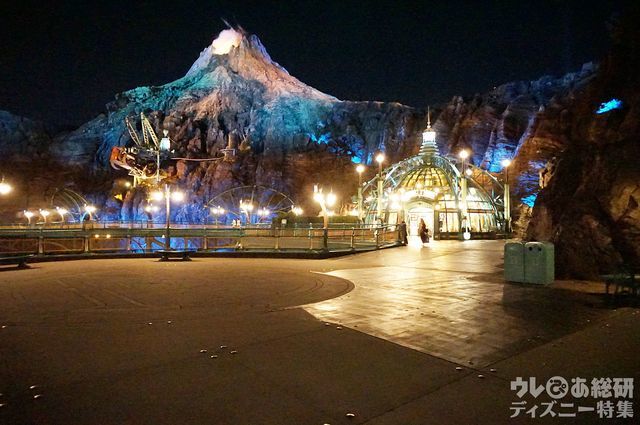 静けさが不気味なプロメテウス火山｜東京ディズニーシー「ピクサー・プレイタイム」2018年