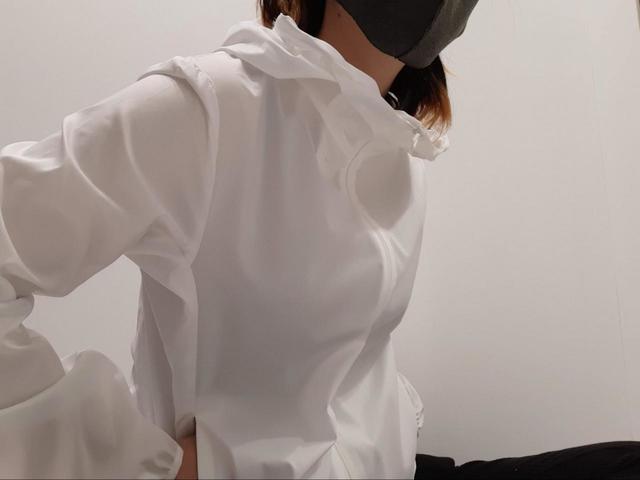 【ユニクロのシェルジャケット】薄手でさらっと着られる