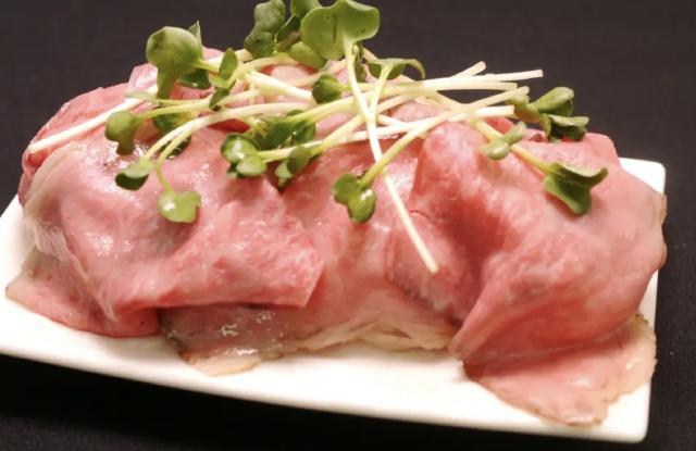 【肉フェス】和牛こぼれ寿司