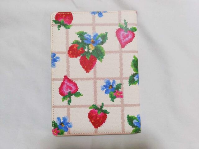 裏面も、ストロベリーフィールドプティ柄