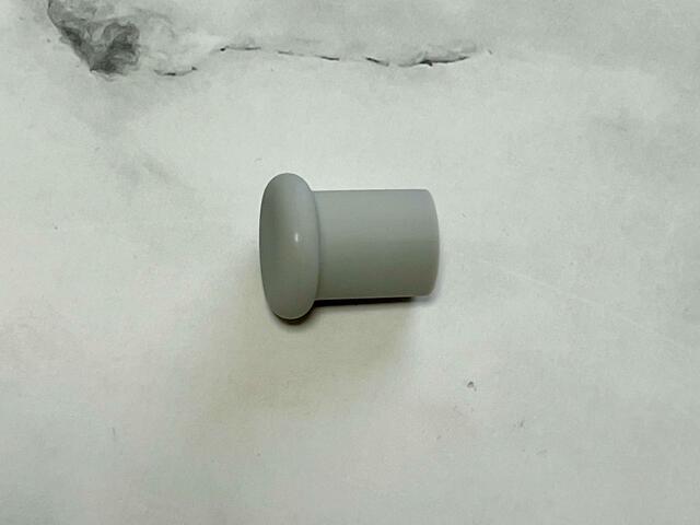 顔用のアタッチメントはシリコーン製【＆ROSY（アンドロージー）10月号】付録「エステダム：フェイス＆ボディケアガン」