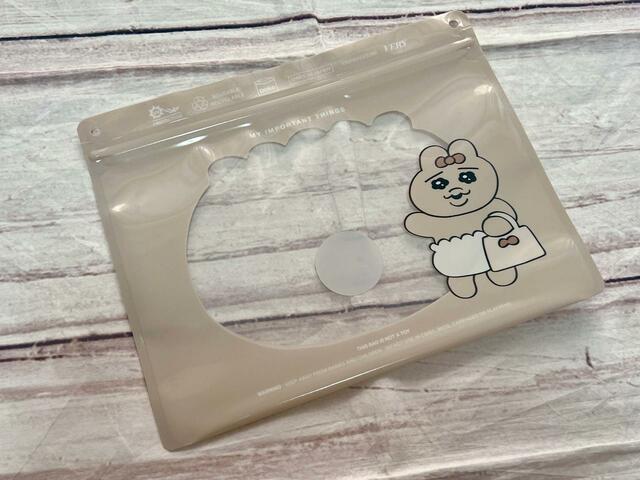 ベージュは「The Filler」サイズ。シックなベージュカラーが大人っぽくてかわいい…！