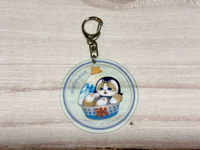 氷のカップに入ったペンギンにゃんのアートに惹かれてチョイス
