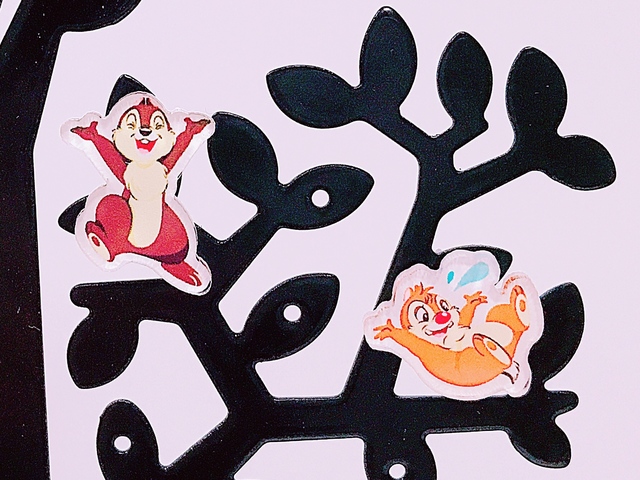 チップ＆デールだけでシンプルに