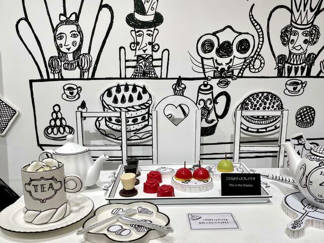 【ヒルトン東京 絵本の国のアリス スイーツビュッフェ】