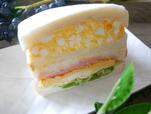 【あじわいタマゴとチーズオムレツのサンド】売切れ注意の人気パンです