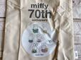 フロントに7つの年代の負ミッフィーのイラスト入り♪