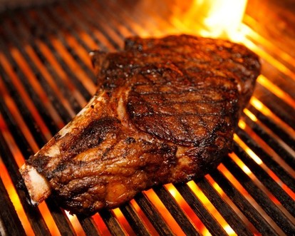 絶品 熟成肉 をリッチに味わおう アレクサンダーズステーキハウス 日本初上陸決定 1 2 うまい肉