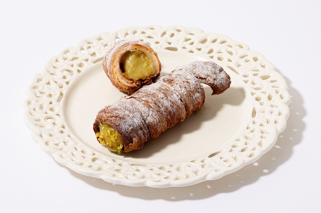 クリームホルン ピスタチオカスタード