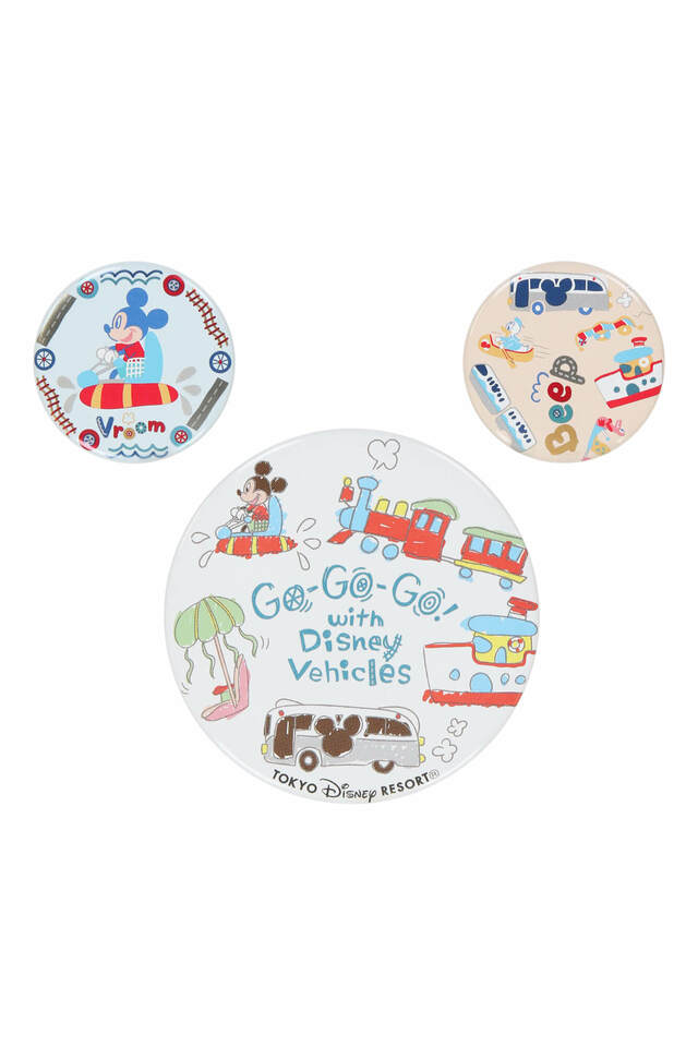 カンバッジセット 1,100円｜東京ディズニーリゾート「Go-Go-Go! with Disney Vehicles」グッズ｜販売店舗：東京ディズニーランド「グランドエンポーリアム」、東京ディズニーシー「キス・デ・ガール・ファッション」｜発売日：2024年7月11日（木）