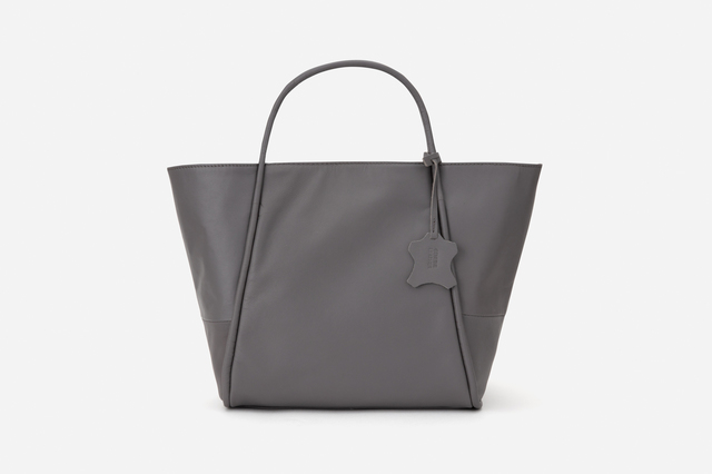 本革撥水パイピングトートM