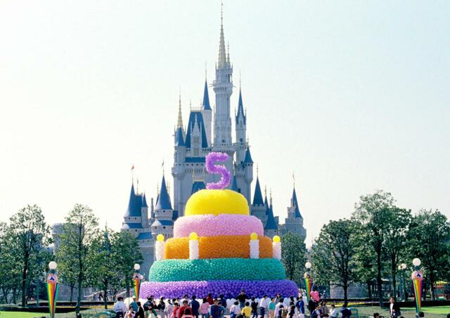 1988年4月15日「東京ディズニーランド」開園5周年