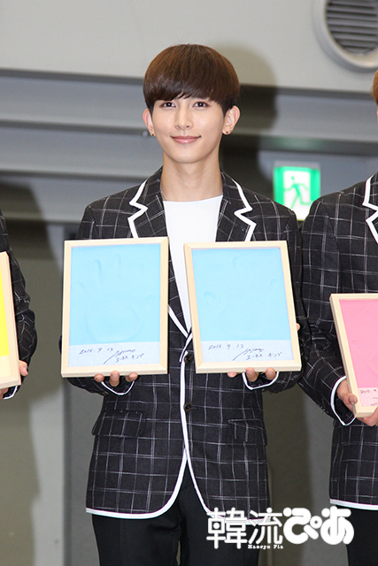 U-KISSキソプ＠「KMF」会見