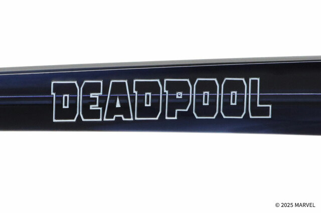サングラス ¥12,200｜Zoff「MARVEL COLLECTION DEADPOOL&WOLVERINE」DEADPOOL&WOLVERINE MODEL