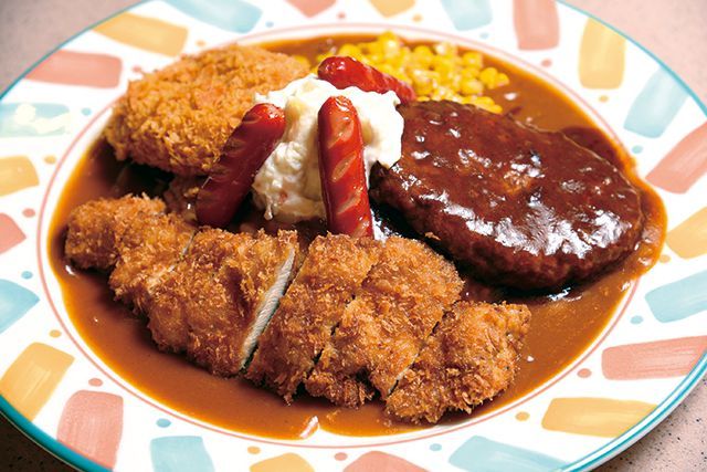 新宿の「カレー」名店／カレーハウス11イマサ　MEGAカレー 800円