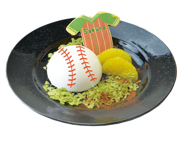 ｜『A3!』×「アニメイトカフェ」コラボレーション第3弾夏組のプレイボールケーキ（750円）