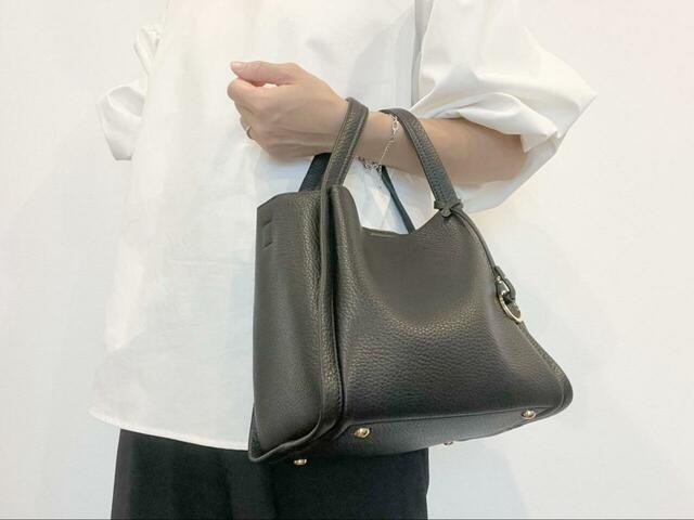 【GLOBAL WORK スペ軽変形5WAYBAG】使い方1:ハンドバッグ