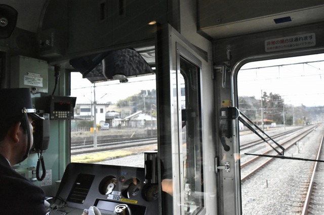 運転席もガッツリ眺められる