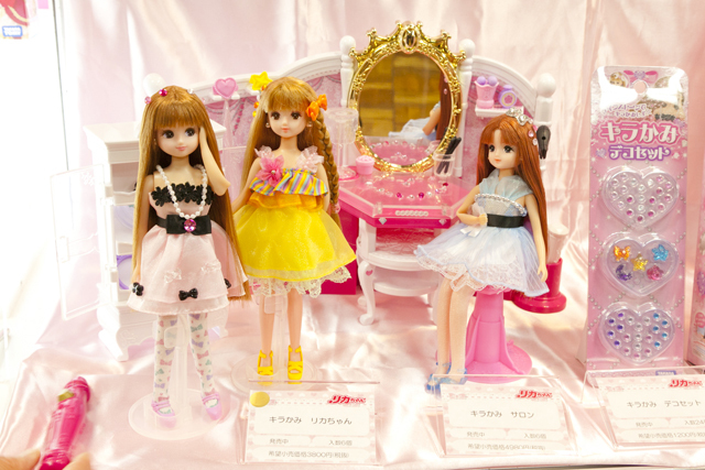 【女の子向け玩具】部門4位 キラかみ リカちゃん／3800円／タカラトミー