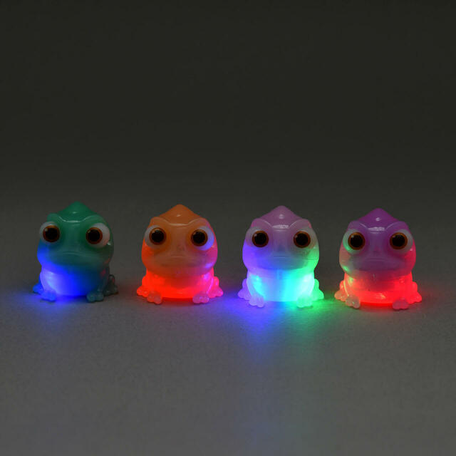 パスカル シークレットバスボール マスコット入り ライトアップ Disney Cool Goods 750円