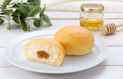 八天堂 くまのプーさん「はちみつくりーむパン」400円
