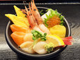 どんぶり茶屋（札幌）　厚切りネタが自慢！北海特鮮丼