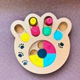 【ニトリ おやつを入れて遊べる知育トイ(足跡 モク)】木製の知育トイ、足跡型でかわいい！