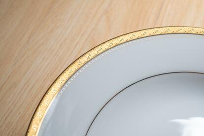 ちょっと良い食器」ってセットで買うとこんなに安いんだ！しかも電子