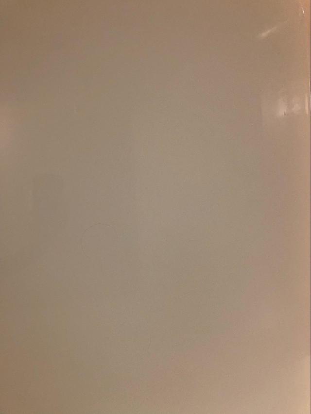 【薬用炭酸タブレット・ローズマリー】ホワイトカラーのお風呂のお湯が出来上がる