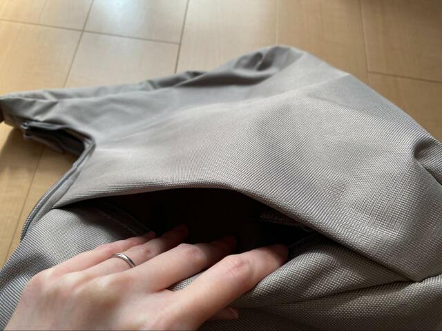 【無印良品　撥水2WAYワンショルダーバッグ】外ポケットも1つ付いていて便利です！