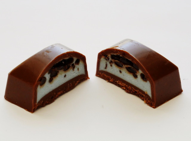 「サロン・ドゥ・ルック ミントソルベ」（不二家）216円（税込）