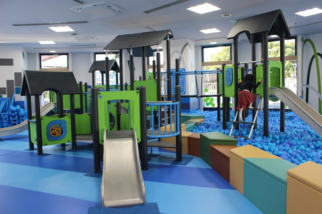 施設内にドーンと構える『ボールプール』