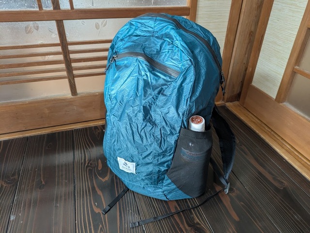 【4Monster アウトドアバックパック 折りたたみ リュック】容量は写真の16Lのほか、24Lと32Lもあります