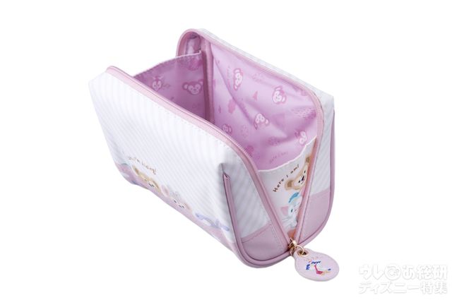 ポーチ ¥2,600｜「ダッフィーたちのかくれんぼ（Let's Play Hide and Seek）」