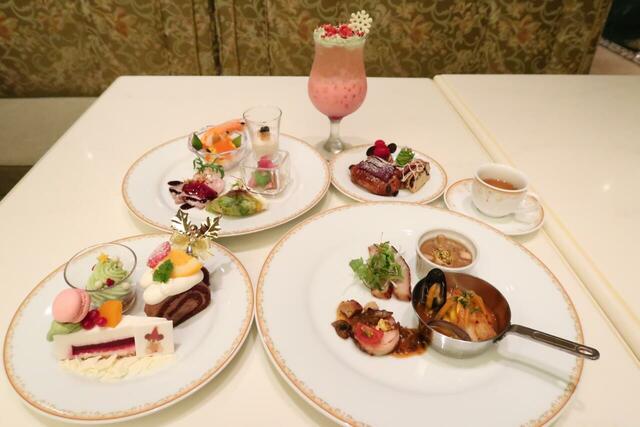 シャーウッドガーデン・レストラン “ディズニー・クリスマス”スペシャルブッフェ