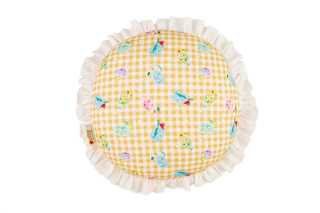 「ダッフィー&フレンズのテイスティ・サマー・サプライズ」クッション