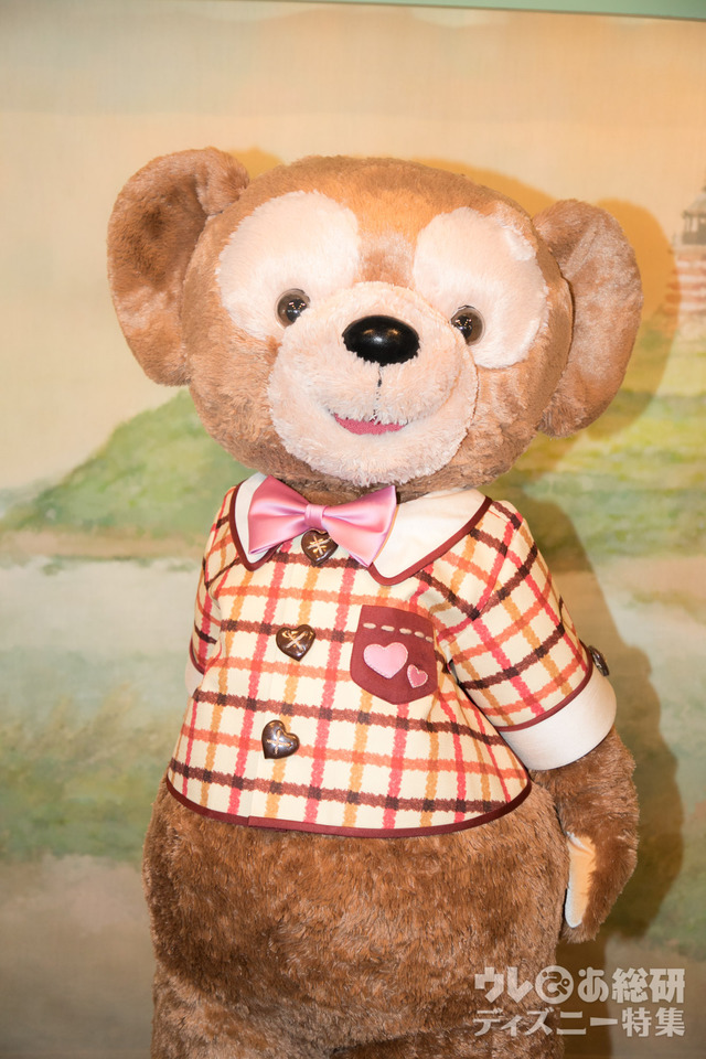 ストロボ使用 背景にちょっと影がつく