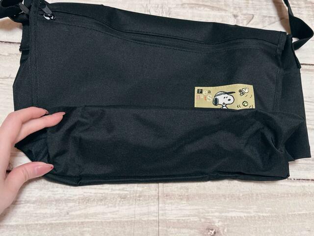 マチがしっかりあるので収納力抜群！