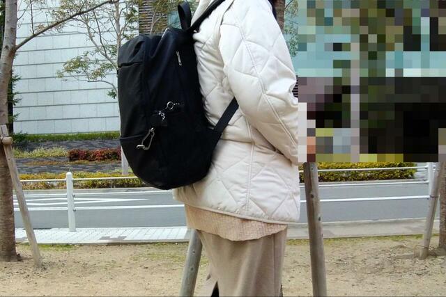 【Honeys 多収納スクエアリュック】性別や年齢を問わないデザインなので、家族とも共用できそうです