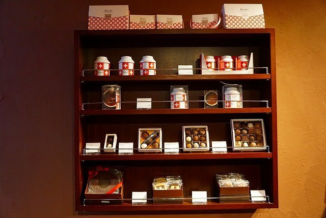 ブロンデル:店内のディスプレイ