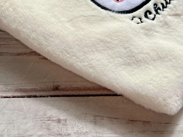 お色はホワイト。真っ白ではなく、オフホワイトのようなあたたかみのある白です