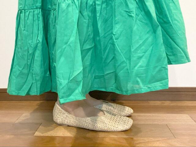 【coca キャミワンピース】身長167cmでも足首までしっかり隠れる丈感。アジャスターを調整すれば、低身長さんもちょうどいい丈感になります