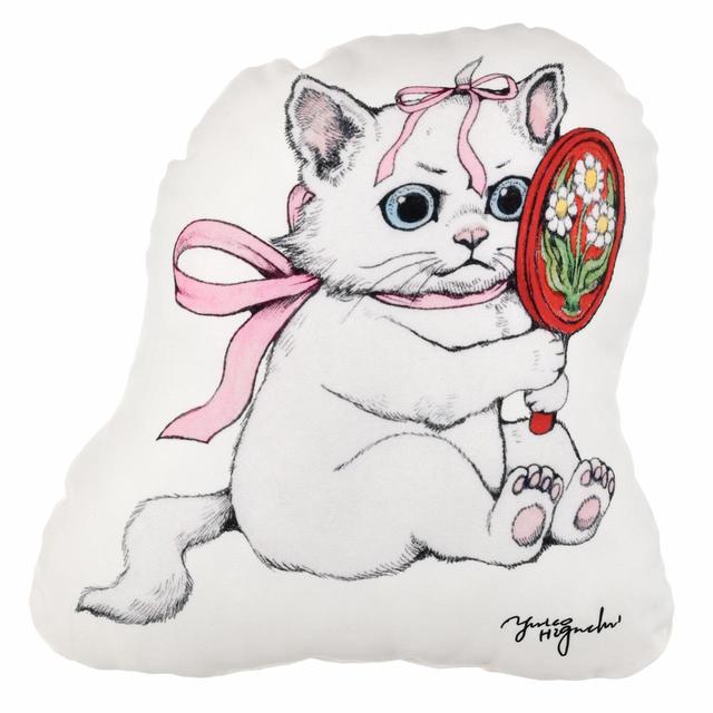 ダイカットクッション 3960円