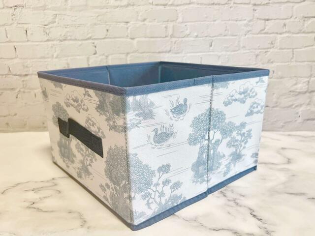 【Seria（セリア）】カラーボックスの1段に1個入るサイズ感