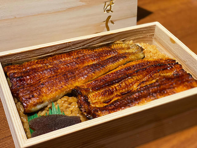 うな重 鶴 4,600円（税抜）