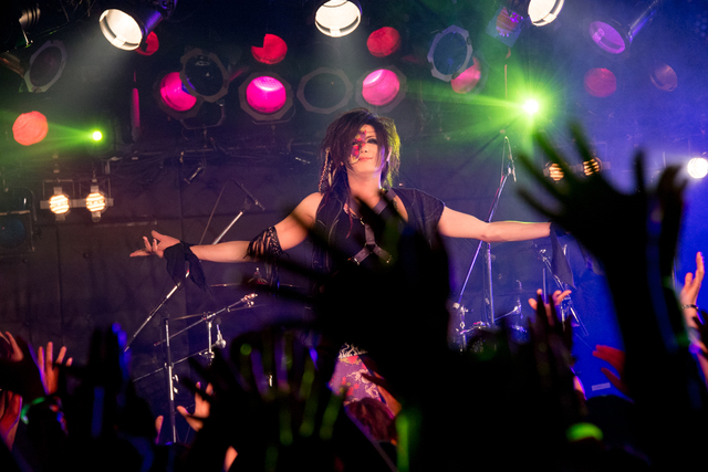 Jin-Machine・ルーベラ・木村・カエレ(Dr)