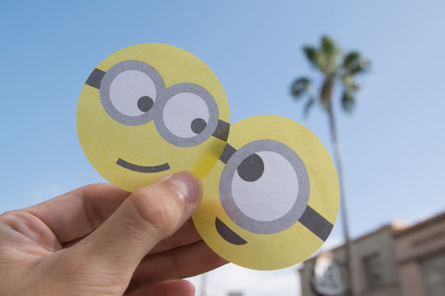 紙吹雪もミニオン!