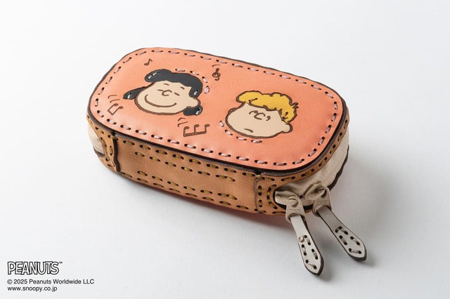 【PEANUTS×OJAGA DESIGN】ミニウォレット [LUCY & SCHROEDER]　17,600円